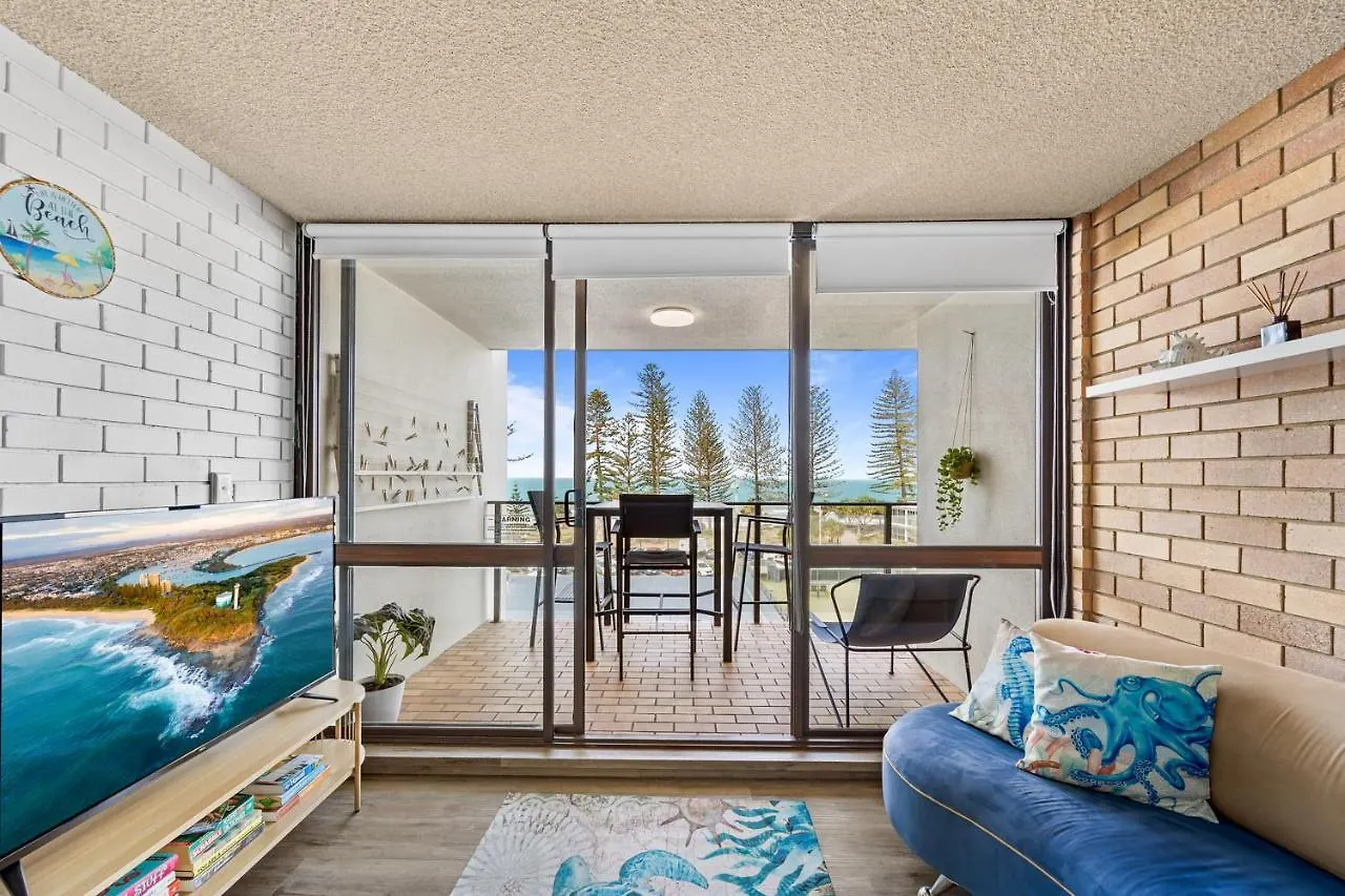 Avalon On Alex Beach 2 Bedroom Apartment Alexandra Headland 0*,  Australien